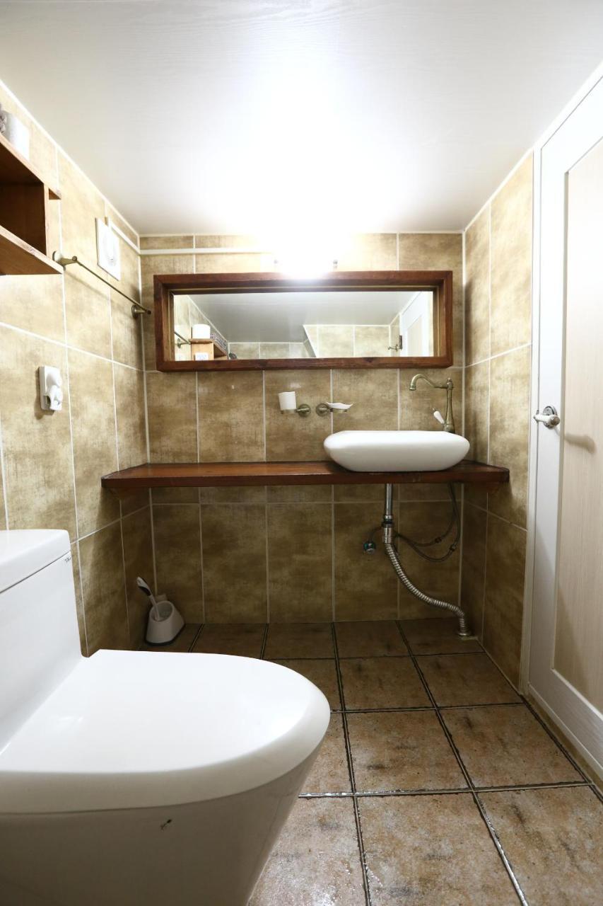 Yujung Guesthouse Чонджу Екстериор снимка
