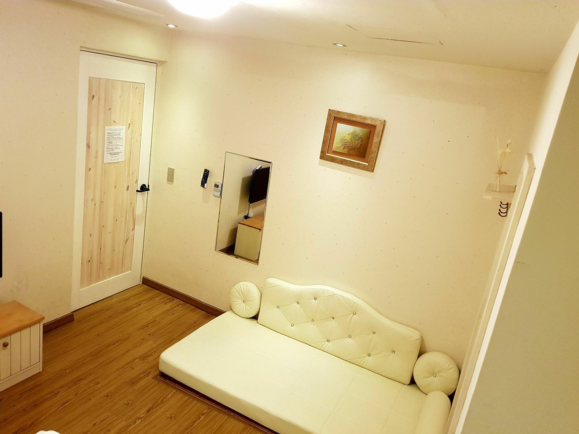 Yujung Guesthouse Чонджу Екстериор снимка